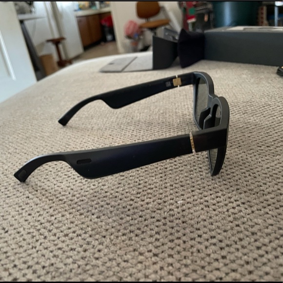 BOSE Audio Sunglasses - Picture 5 of 5